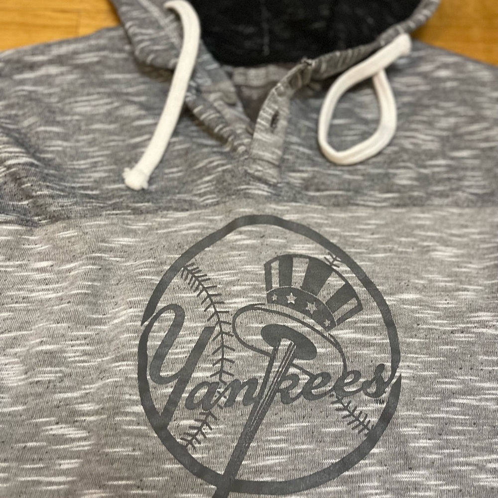 Yankee hoodie size M/L